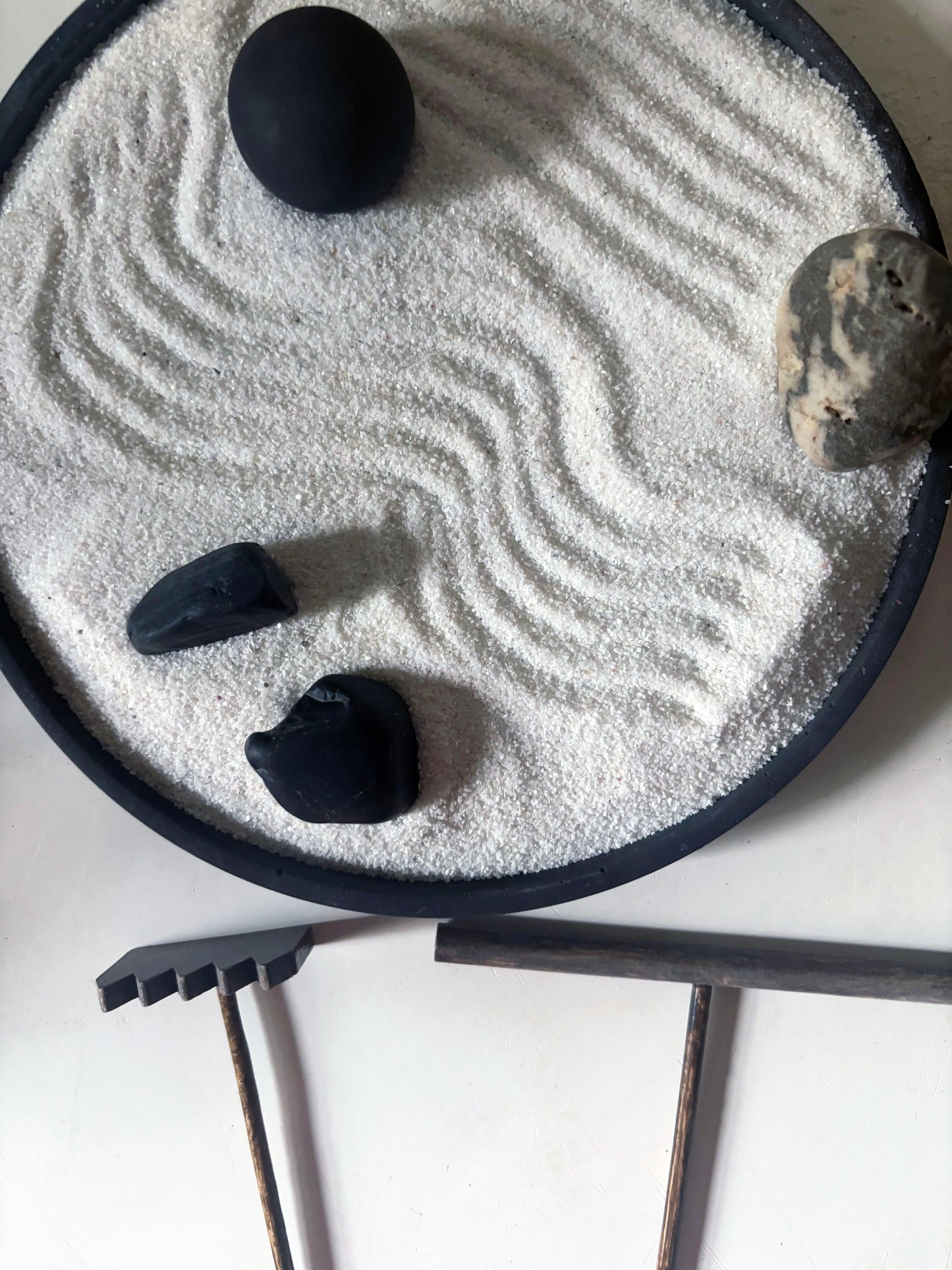 ZEN SAND GARDEN