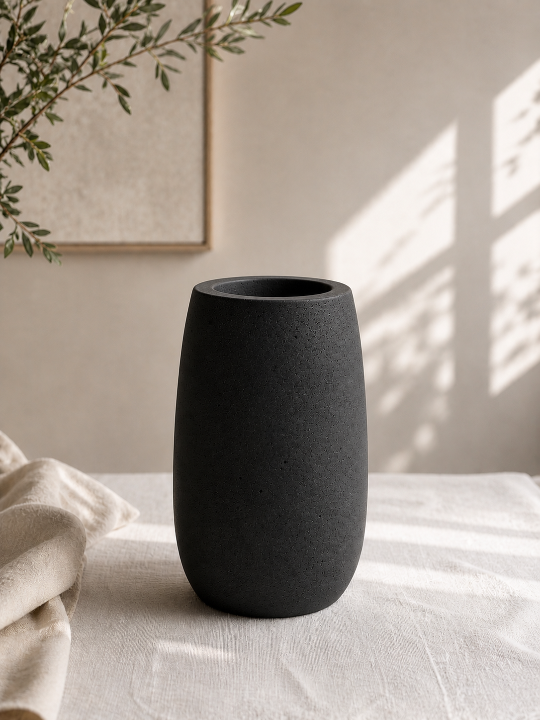 Medium Minimal Vase