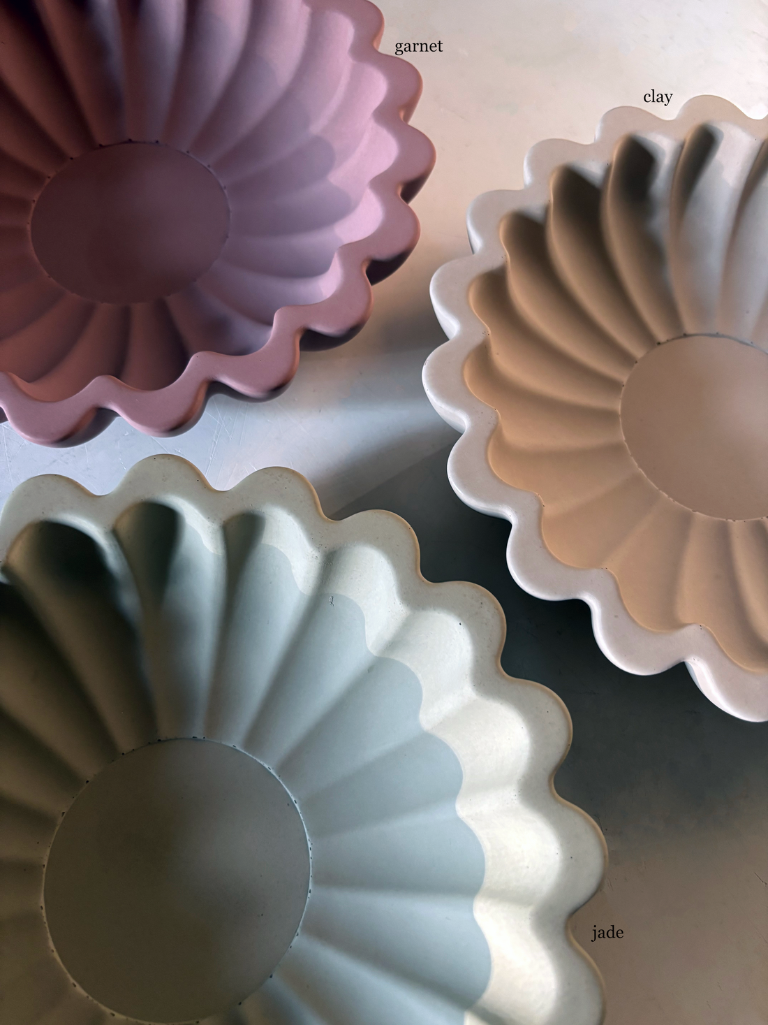 Large Ruffle Bowl