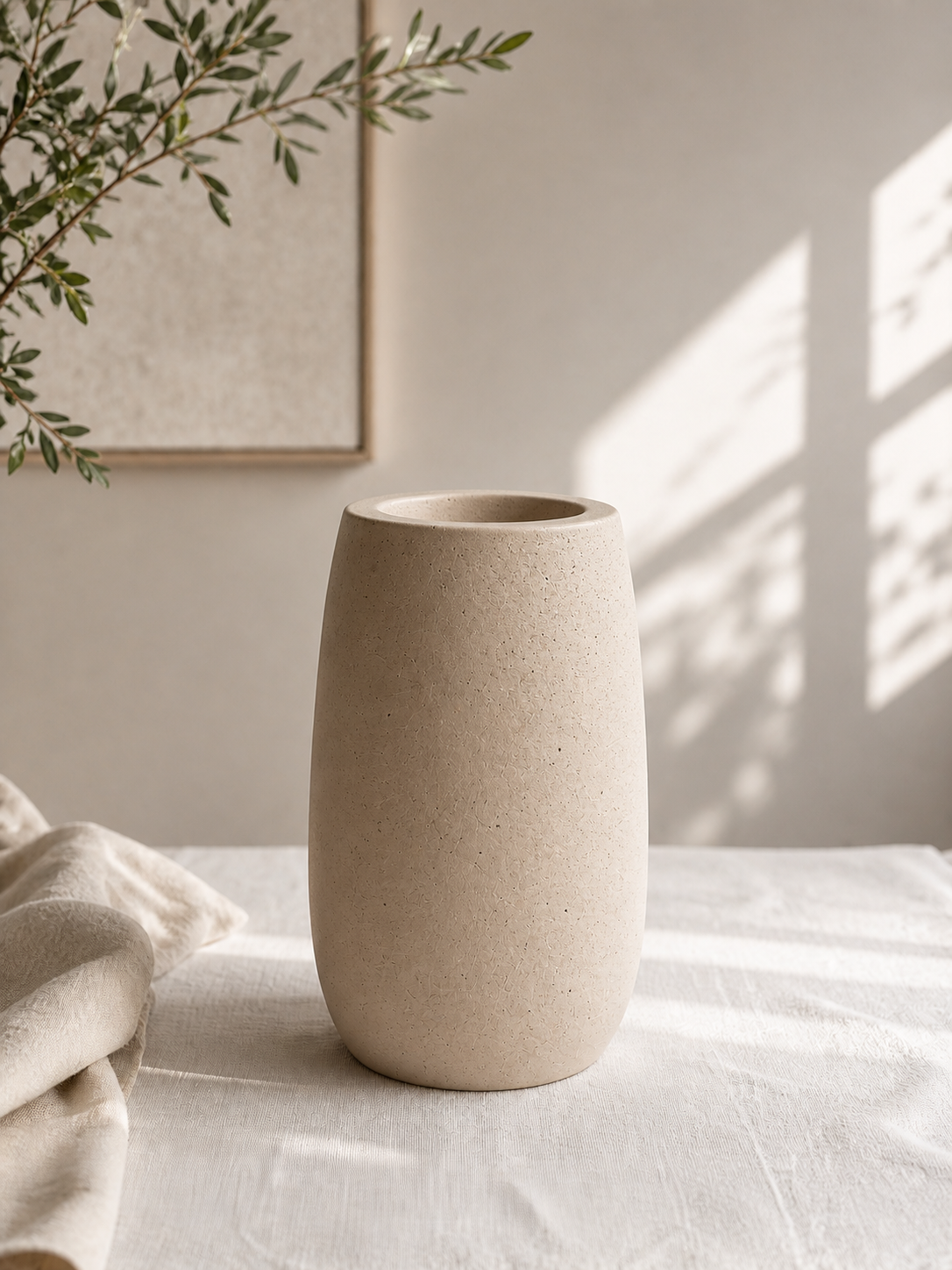 Medium Minimal Vase